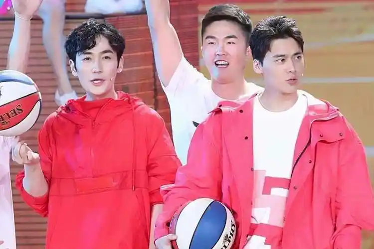 看搭档又是爆款没跑_李易峰_王一博_顶流