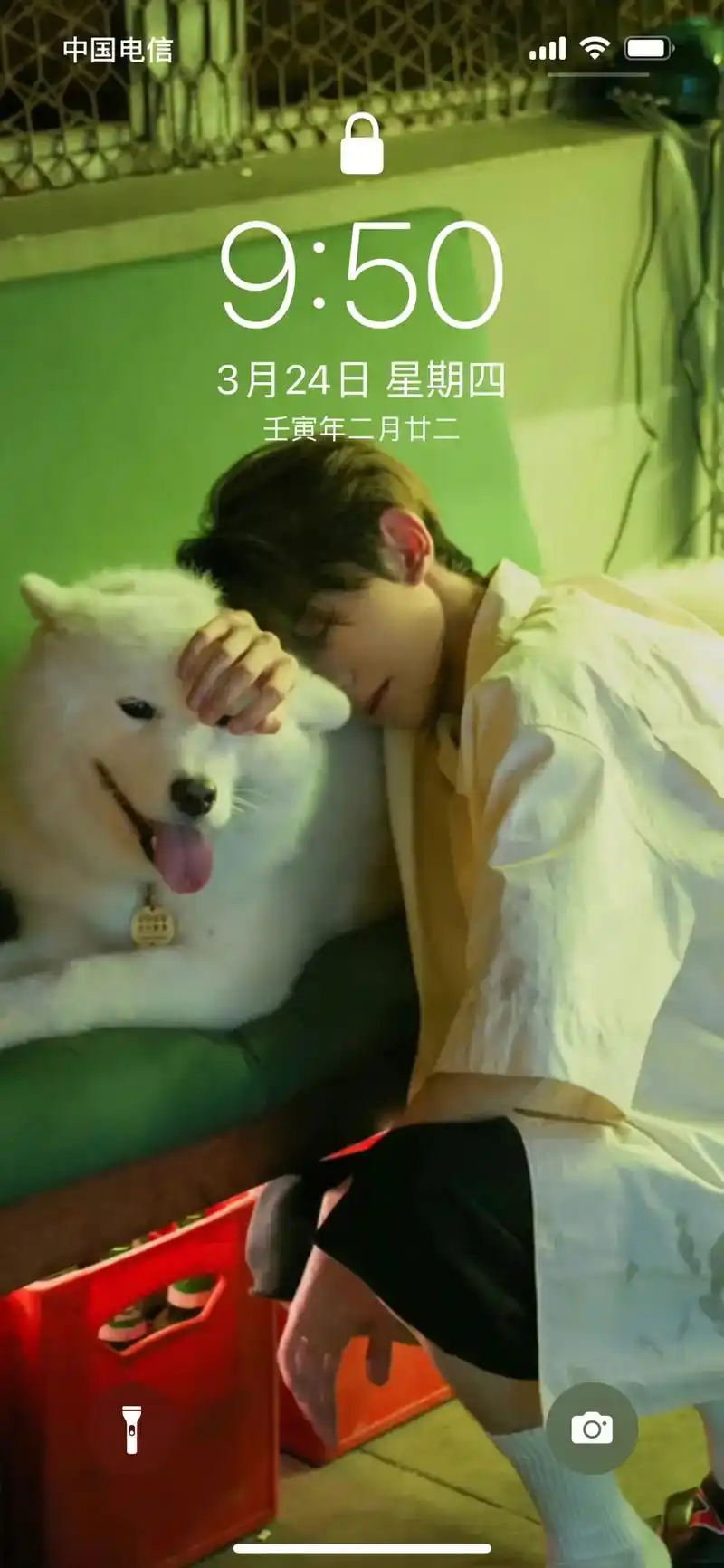 王源壁纸分享 #王源和火锅 王源和火锅的照片绝绝子!@t - 兑趑