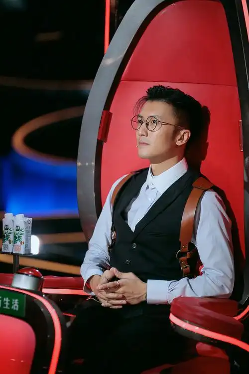 为什么谢霆锋20年来一直都像30多岁,真实颜值到底如何