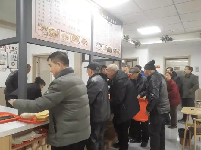 建设西南街社区养老服务中心,基本满足了老年人的日常生活照护,个人