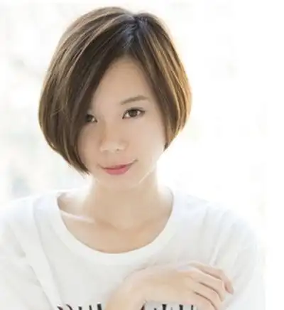 额头窄短发发型推荐五款既修颜又显气质的短发发型