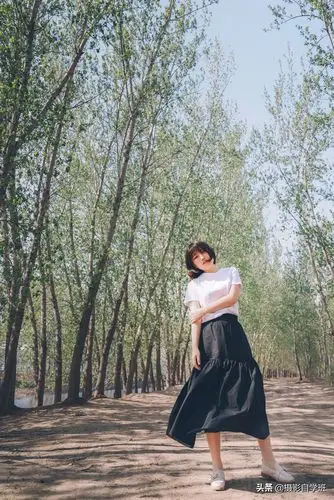 生活人像照片4个重点,摆姿和服装场景和摄影技巧,全讲解