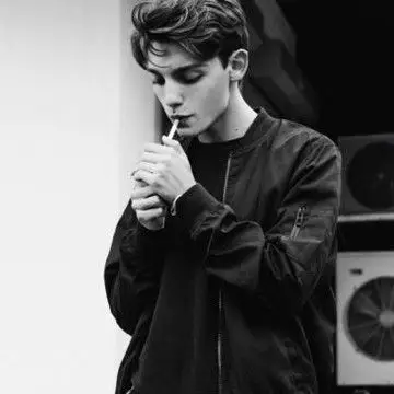 高清优质帅气男生头像