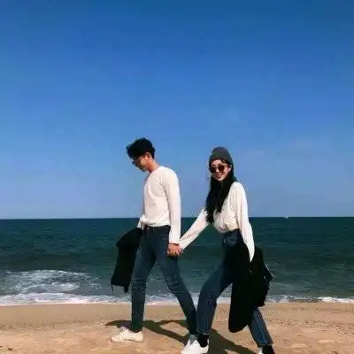 超火全身照幸福一对情侣头像