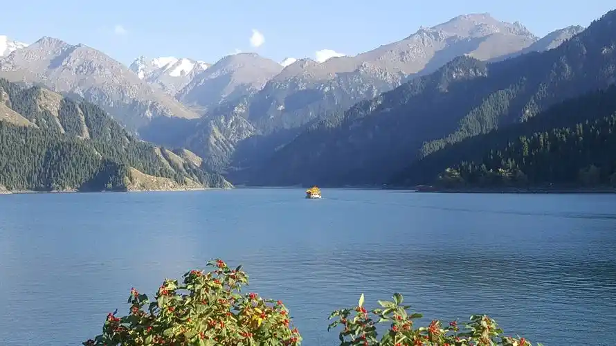 区昌吉回族自治州阜康市三工河哈萨克民族乡111省道天山天池风景区