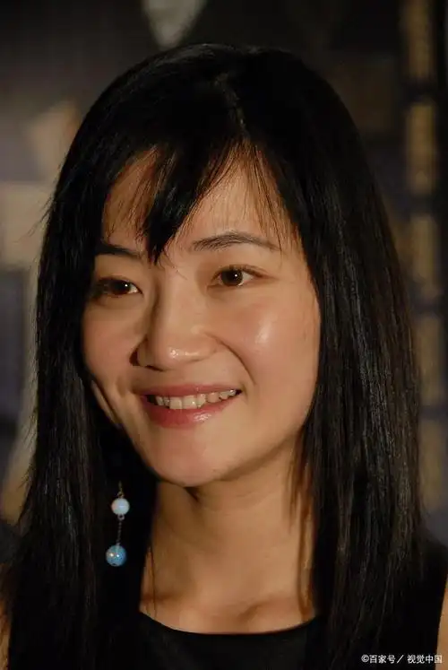 昔日女神罗海琼的转变,嫁豪门后当家庭妇女,如今竟被老公嫌弃