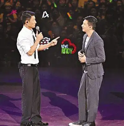 张家辉做刘德华嘉宾互笑对方是神经病图