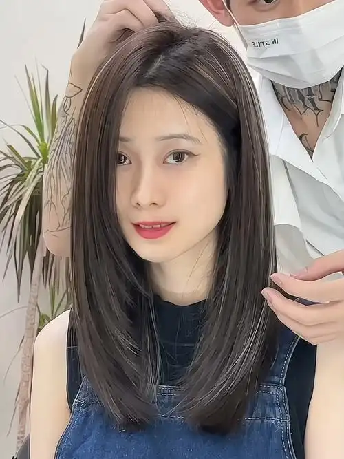 菱形脸一定要尝试这款发型60修饰颧骨突出