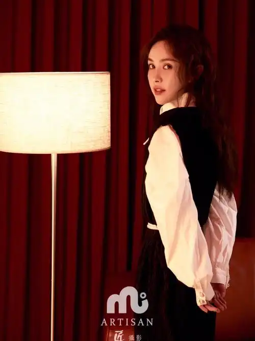 简约知性成熟风写真让你轻松驾驭女神范