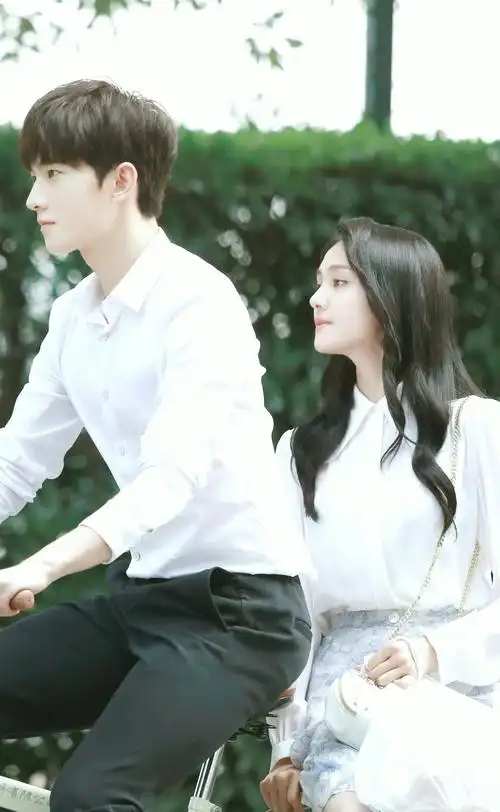 高清屏保杨洋x郑爽养眼组合微微一笑