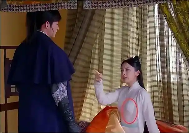 这些啼笑皆非的穿帮镜头,个个"笑到扶墙",你见过几个?