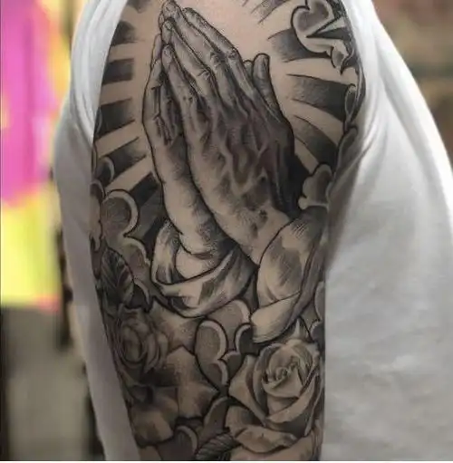 蒋劲夫公开恋情?纹花臂传gay情放飞自我到底!