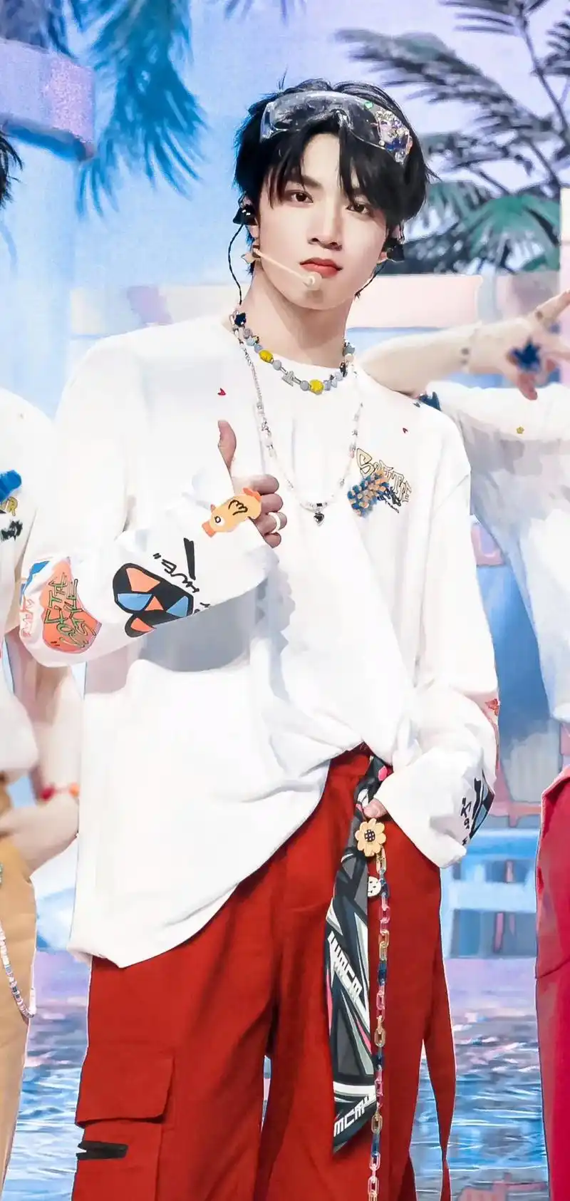 刘耀文护目镜 #刘耀文 #刘耀文刘耀文刘耀文 #帅哥 @d - 抖音