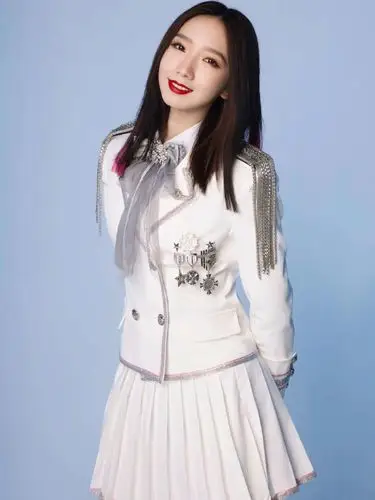 孟美岐回归宇宙少女组合,在火箭少女的时候一直粉她,_圈子-新氧美容