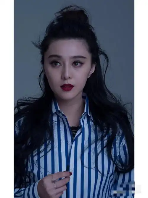 女明星未修原档生图##迪丽热巴未修原档生图