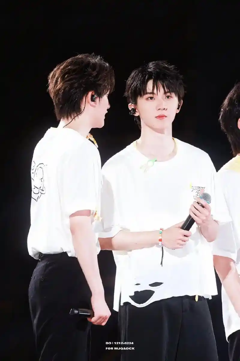 存档 他们说一会一起喊tnt#时代少年团演唱会 #爆米花 # - 抖音