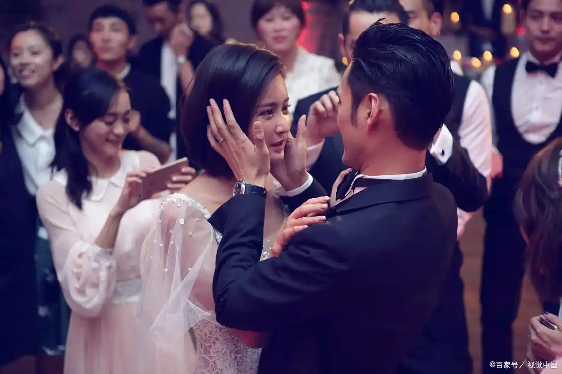 "剩男"胡歌,"剩女"陈乔恩,最后都做了选择,这说明了什么