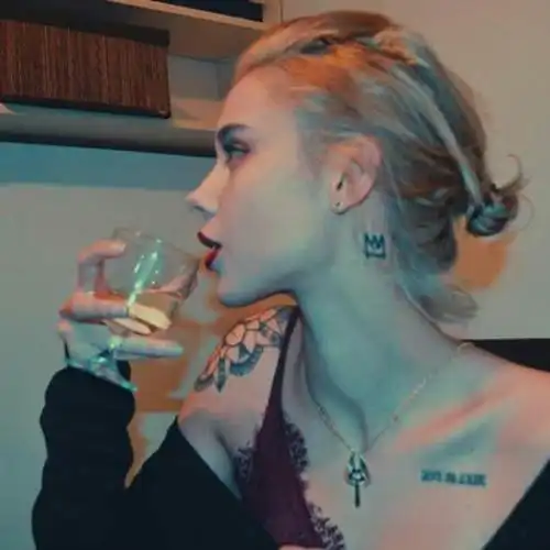 纹身女人头像个性纹身女性头像