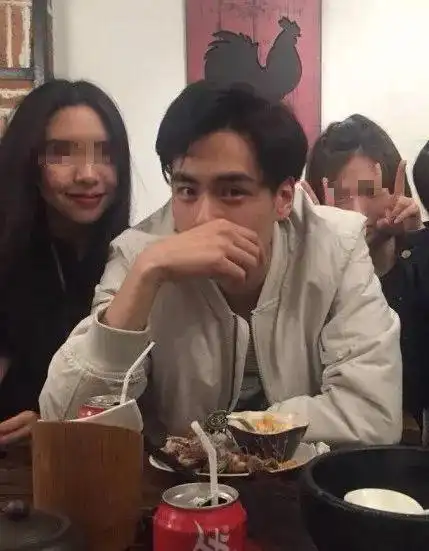 胡一天前女友曝光:蛇精脸?10月才分手?