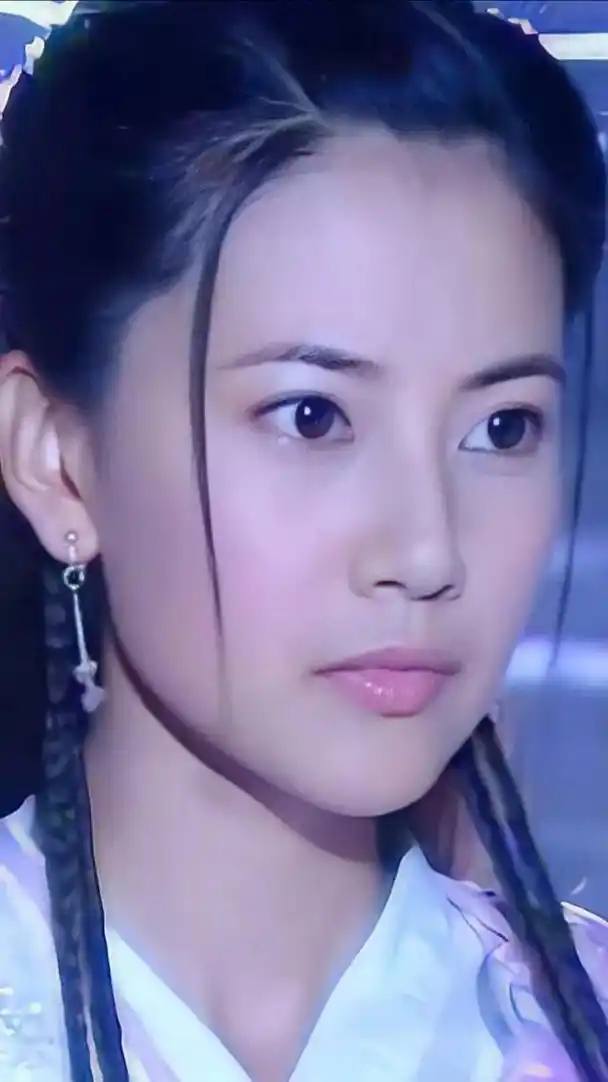 古装与现代结合对比,带大家重温经典找回一见钟情的美好瞬间