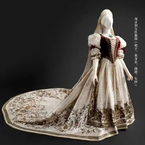 茜茜公主#宫廷礼服