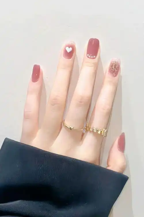 冰透色显白美甲,短指甲的春天来啦!真的好温柔呀