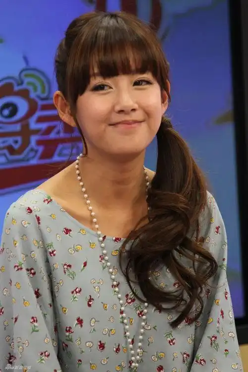 陈赫张子萱因为接连合作了电视剧《医馆笑传》和电影《匆匆那年》等