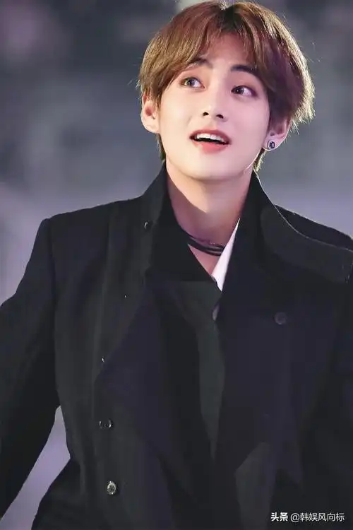 金泰亨被评为多少次世首帅,更是蝉联世界第一首帅