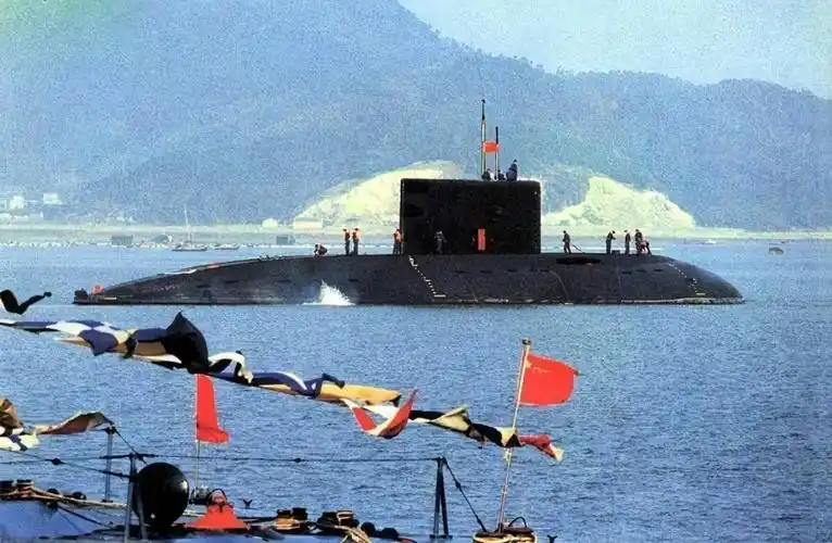 20亿美元,买来中国潜艇现代化,12艘基洛级潜艇的意义不输辽宁舰