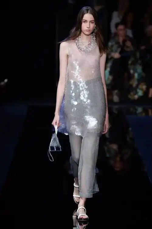 米兰时装周丨emporio armani 2020 春夏系列-服装米兰时装周-服装设计