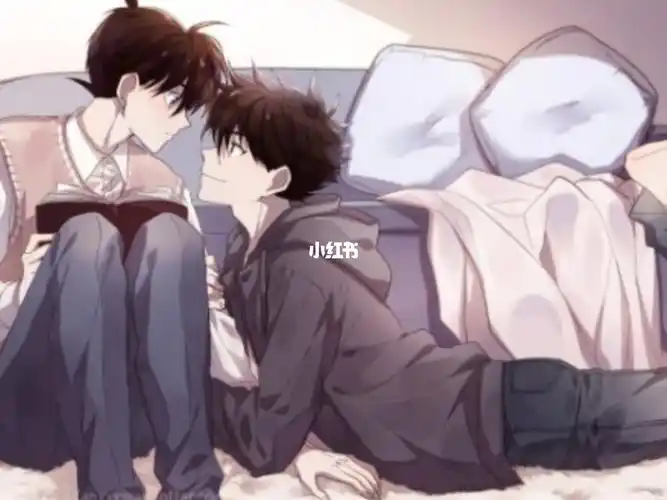 两个明明长的一样的男孩