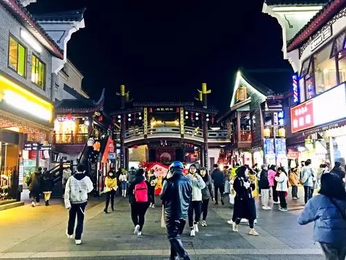 宁波鼓楼步行街夜景