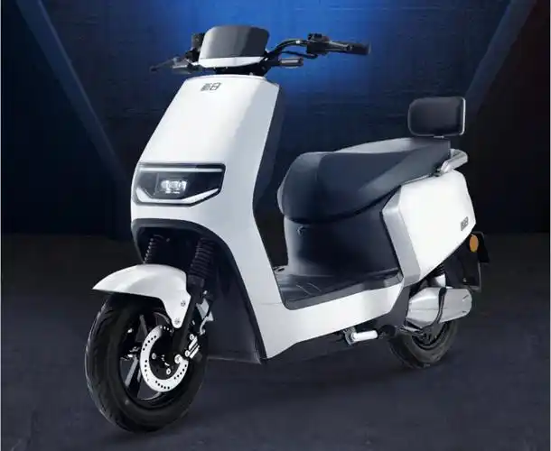 【手慢无】200km续航超跑电动车新款 新日fl6开启预售 价格至3999元_