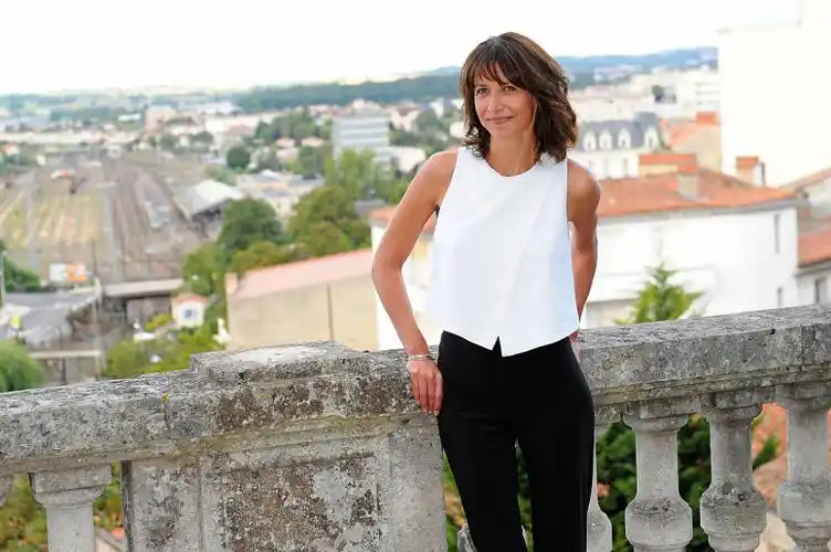 索菲·玛索:永远的法兰西玫瑰,年轻时的容颜迷倒众生,为爱不悔