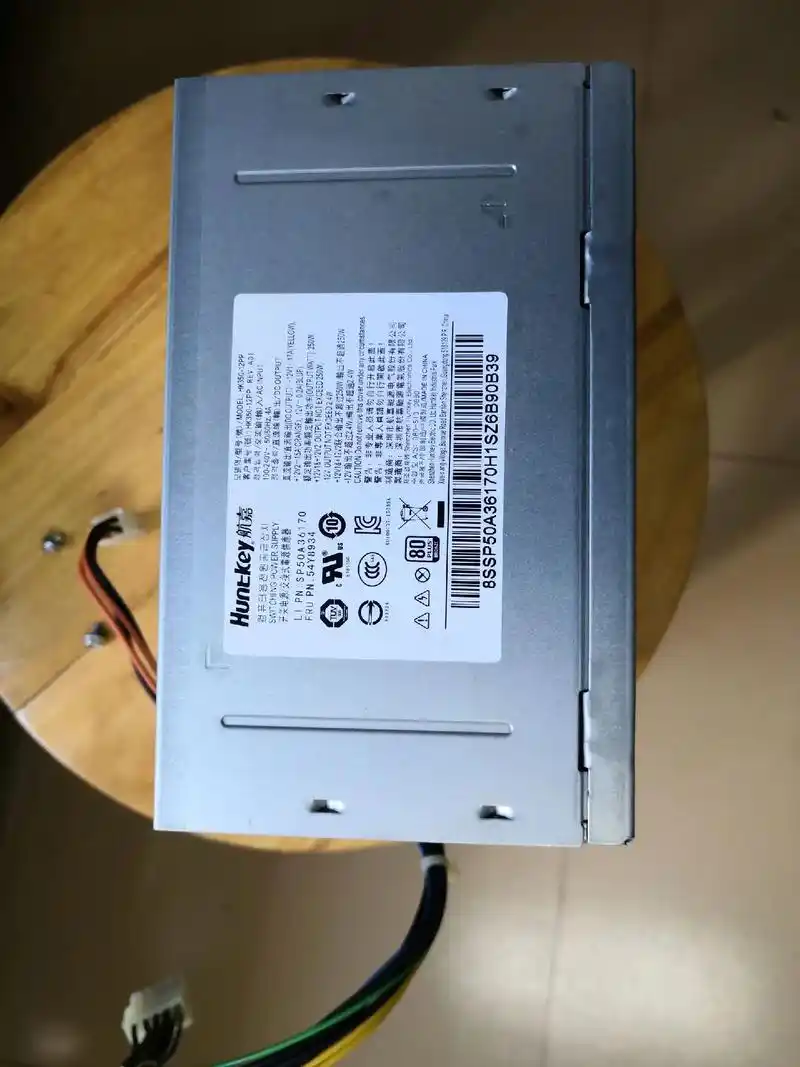 换联想主机电源.办公电脑,拆下坏电源(靠近闻,还有焦味,电容 - 抖音