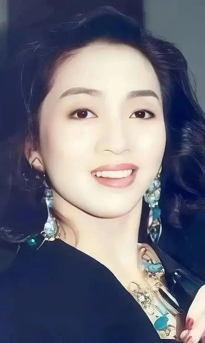 梅艳芳~永远的女人花 - 抖音