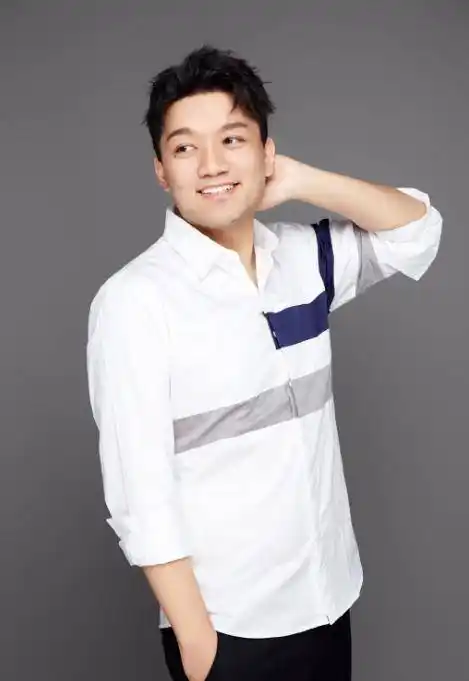 尤浩然曾2次报考北影被拒誓要瘦成闪电如今秒变小鲜肉