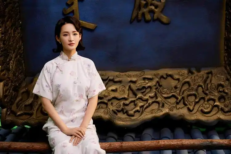 李沁旗袍造型完美演绎民国才女林徽因