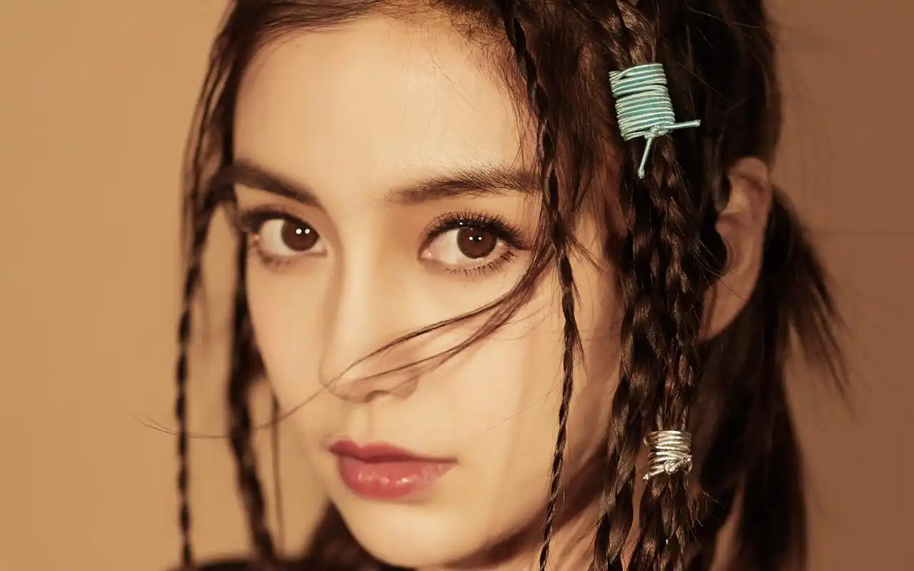 angelababy嘻哈风性感图片桌面壁纸