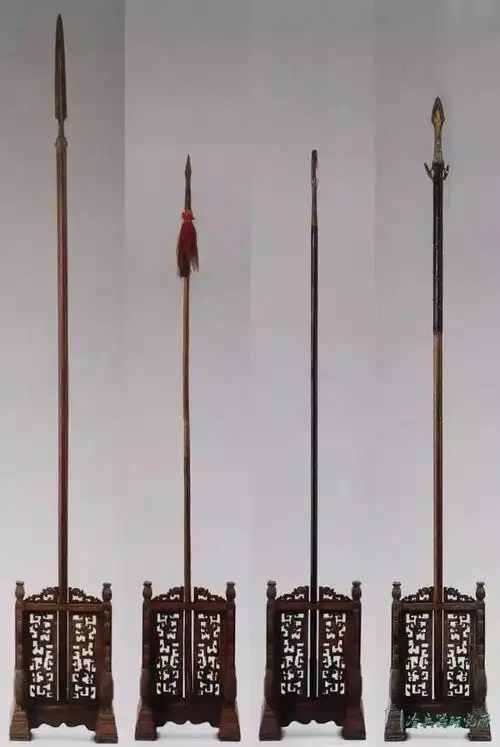 是鐏还是镦揭秘中国古代长柄武器末端的金属部件