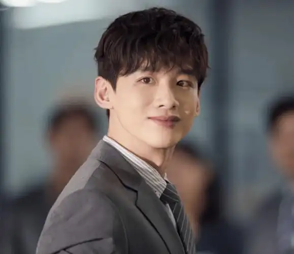 《八零九零》白敬亭本色出演白保险,开播爆笑,宣传文案更有意思_电视