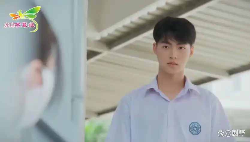 炸裂女神被爆整容遭全网谩骂