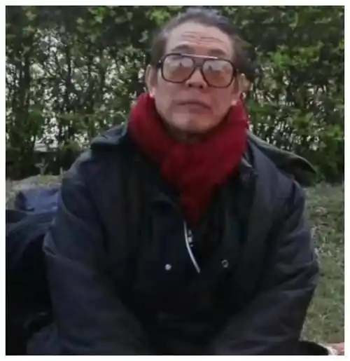 李连杰近况揭秘满脸皱纹显老态身体状况堪忧近况曝光