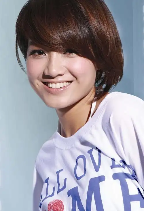 浙卫美女主持人朱丹写真专辑