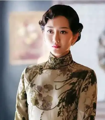 看到王欧穿旗袍真的好惊艳网友杨幂都甘拜下风