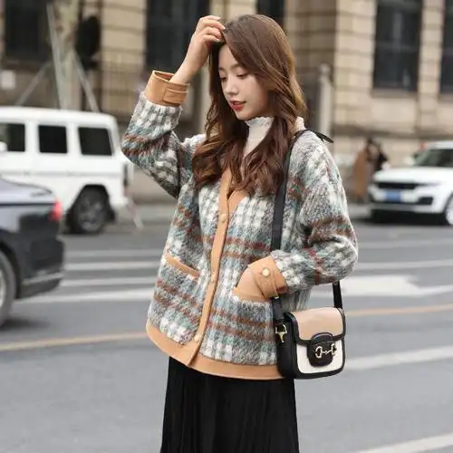 格子呢子大衣女2021秋冬新款宽松休闲短款小