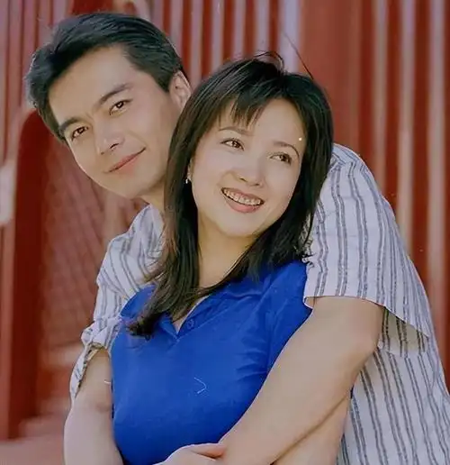 回顾她演遍四大名著弃同居5年男友嫁三婚许亚军患癌才懂真爱