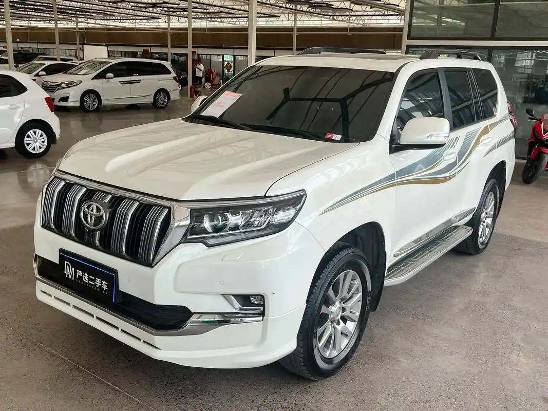 兰德酷路泽普拉多(丰田霸道)到店.最新拿下18年18款兰德酷 - 抖音