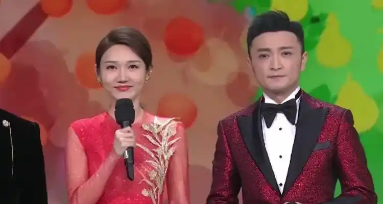 2021年春节联欢晚会主持人