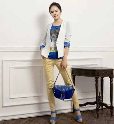 佳人苑品牌代言人韩佳人将于近日参加瑞妍之家咖啡店开张仪式